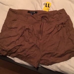 NWT brown forever 21 shorts